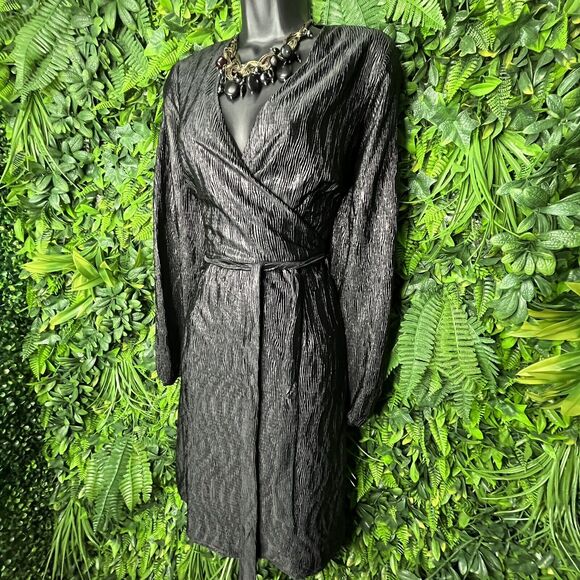 Glamour Dresses & Skirts - GLAMOUR Women‎ Dress 8 Black Formal Short V Neck Faux Wrap Pleated NWT  0301